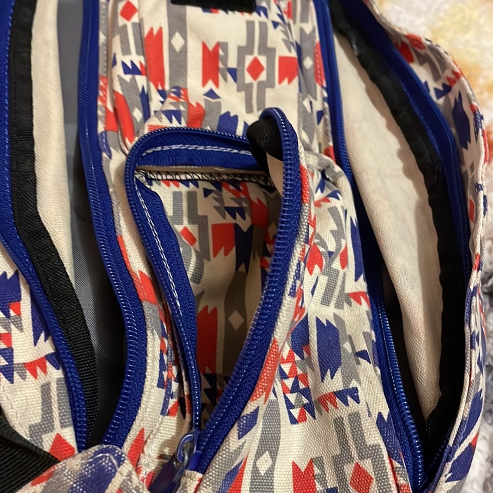 KAVU - Picture 12 of 13
